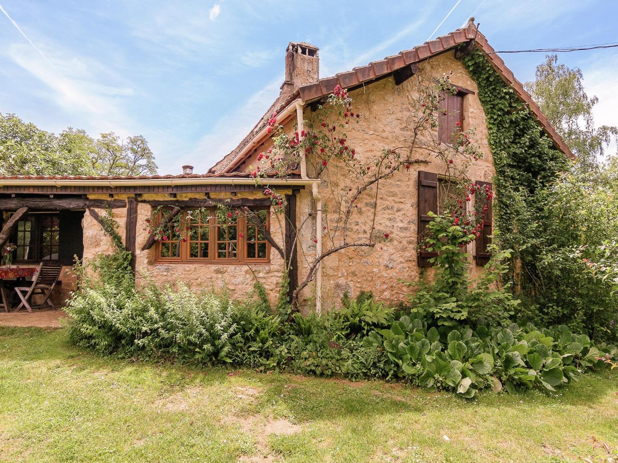 Cottage In Les Eyzies De Tayac Sireuil With Pool Meyrals Exterior photo
